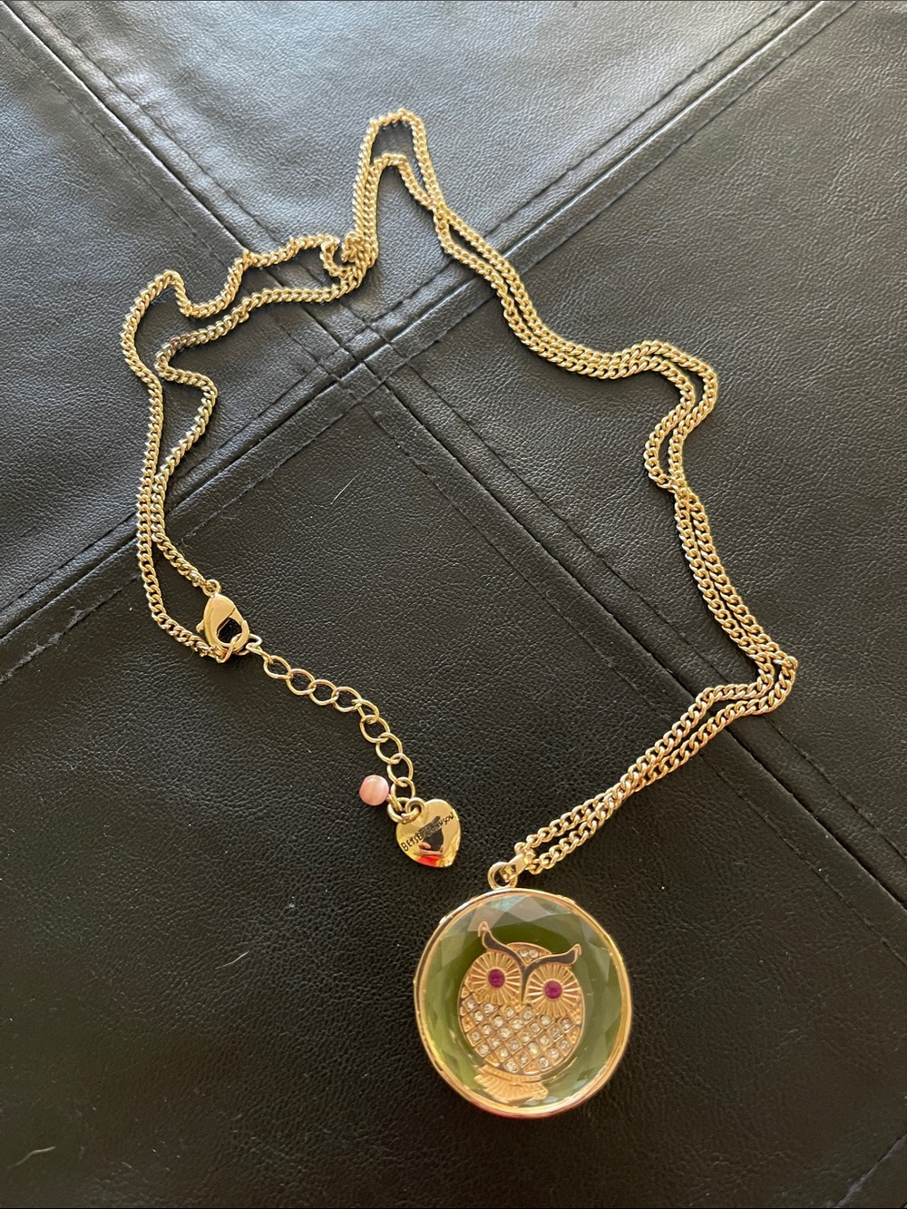 Betsey Johnson owl gold pendant necklace